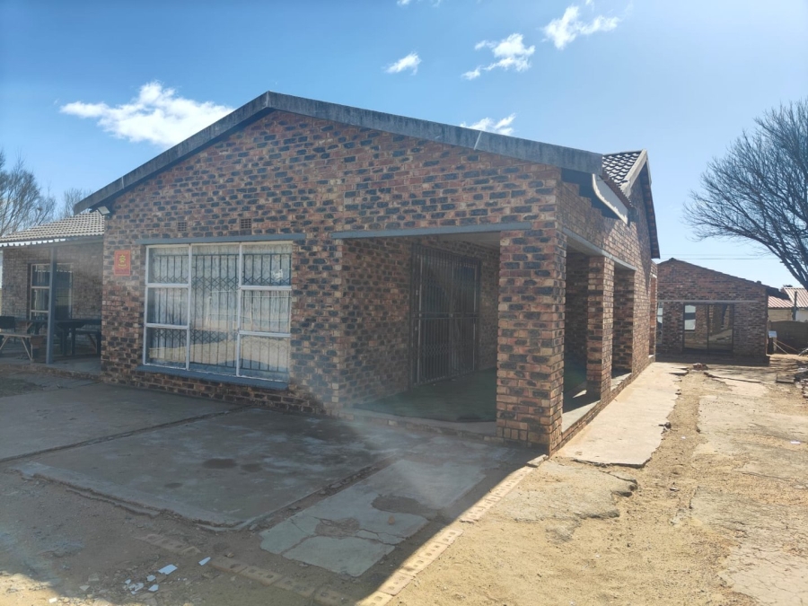 3 Bedroom Property for Sale in Sasolburg Ext 12 Free State